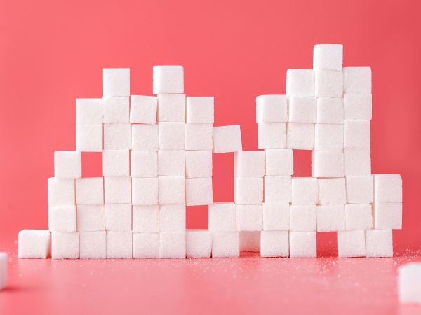sugar cubes in the form of a graph