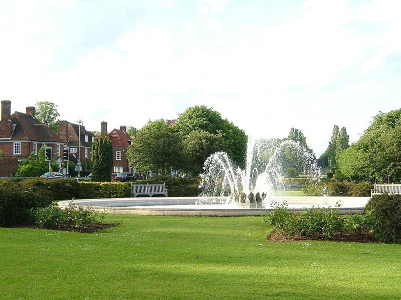 Photo of a fountain in Welwyn Garden City
